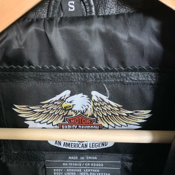 Harley Davidson leather jacket - Picture 2 of 3